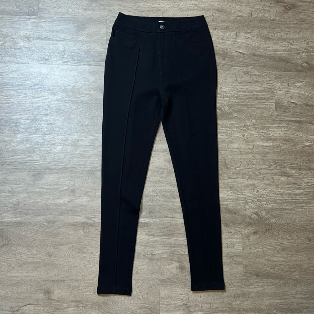 5 à 7 Cinq à Sept Ponte Colette Skinny Pleated Pant Black - Picture 5 of 15
